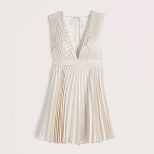 Abercrombie & Fitch Cream Pleated Mini Dress